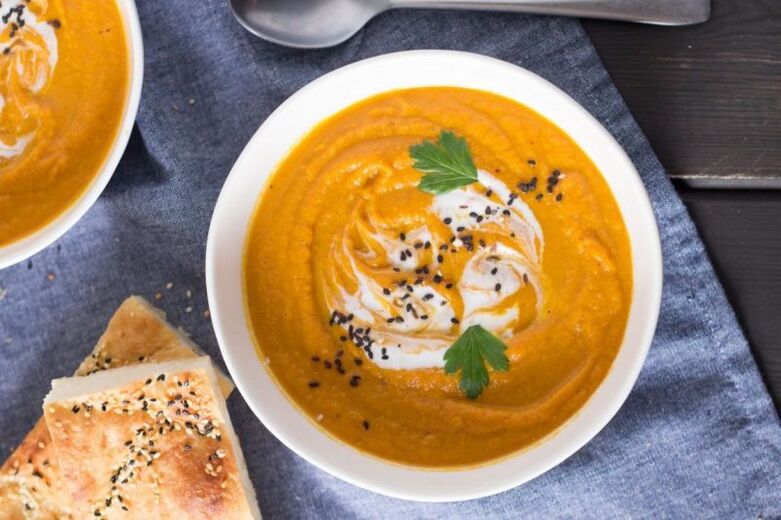 Carrot soup puree to lose weight