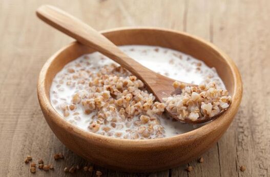 Buckwheat porridge and kefir